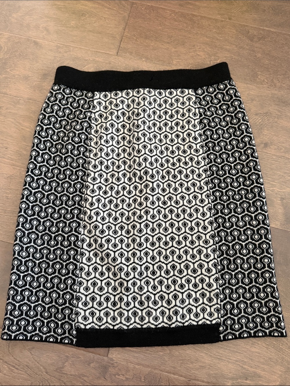 Sparrow by Anthropologie Black and White Geometric Pencil Skirt